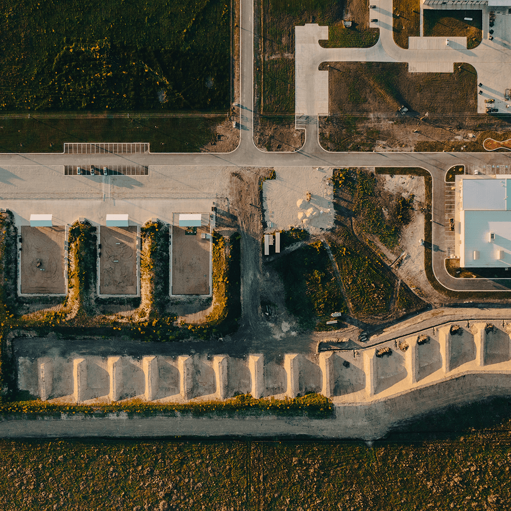 content-card-ranch-outdoor-aerial-3.png