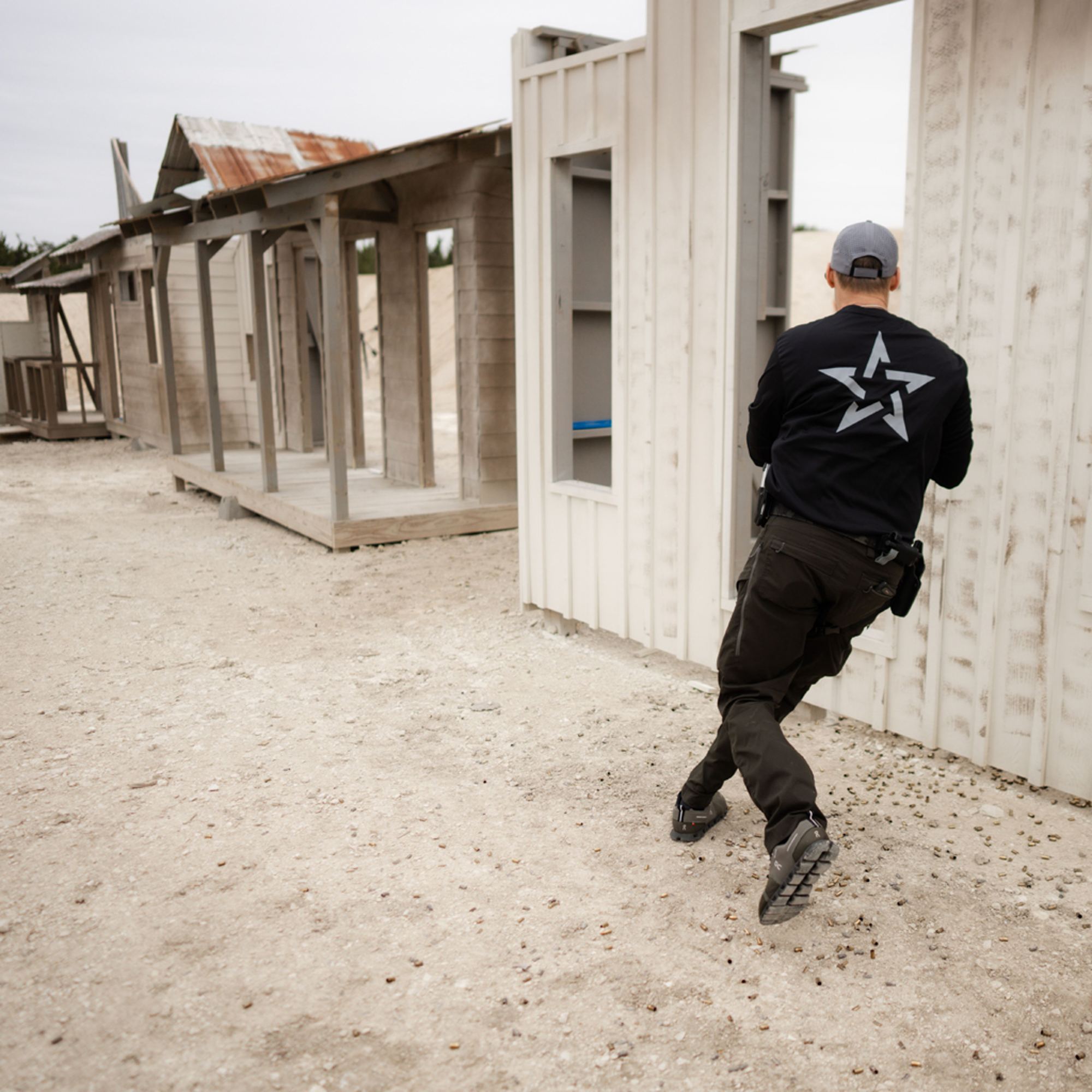 A shooter working the storefronts at Lone Star Hideout.